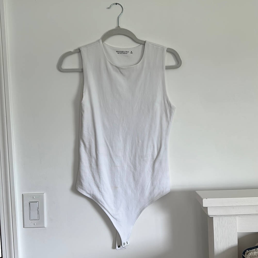 Abercrombie & Fitch Women’s Size Medium White Body Suit